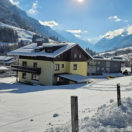 Alpenrose Ferienhaus *